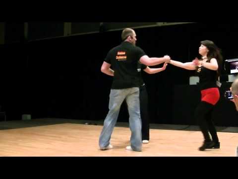 Un hombre, dos mujeres @Dias Cubanos 2012