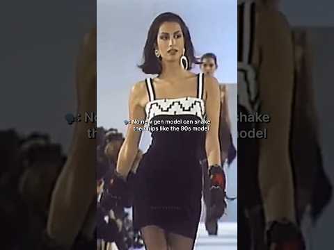 Modern era hip walk #fashion #shorts #runway #yasminwijnaldum #model