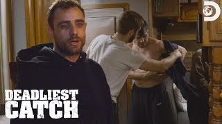 Jake&#39;s Deck Boss Takes a Knife to the Ribs | Deadliest Catch