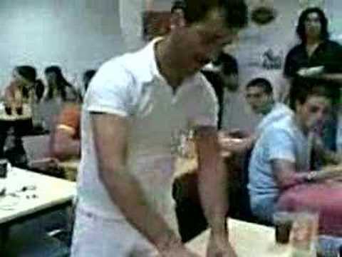 Tarik's Geburtstag - Unnötig 2