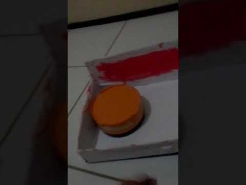 Batalha de beyblades caseiras.ferrugem infinita vs dragão verde