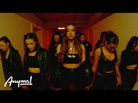 Valeria Canavati - Malas Palabras (Video Oficial)