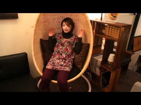 fauteuil suspendu terrasse jardin-pergola-moderne