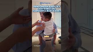 GENDONGAN Baby Lily Curi Perhatian Gegara Kuat Gendong Rayyanza, Ternyata Harganya Buat Melongo