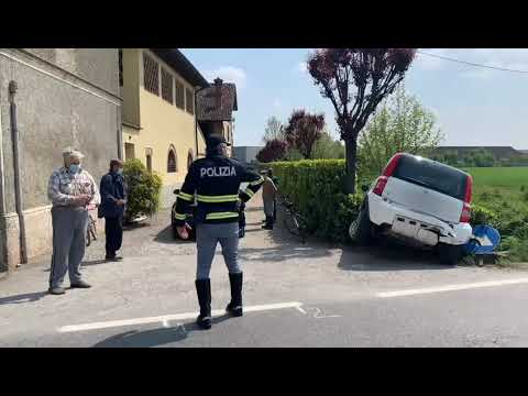 Soncino: scontro fra due auto, in ospedale le conducenti