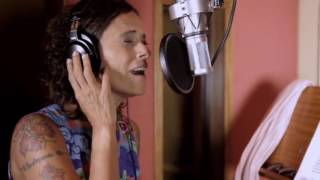 Zélia Duncan - "No Estúdio: Defeito 10: Cedotardar/O Tom do Amor" – Pelo Sabor do Gesto Em Cena