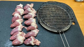 これって珍しくない？ - ニワトリ14匹の心臓を塩焼きにしてハイボールを浴びるようにキメるだけの動画