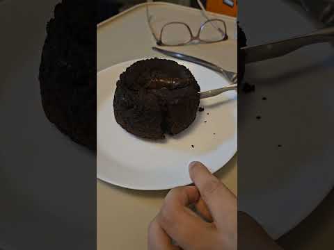 Eggless Terry's Chocolate Orange Lava Cake