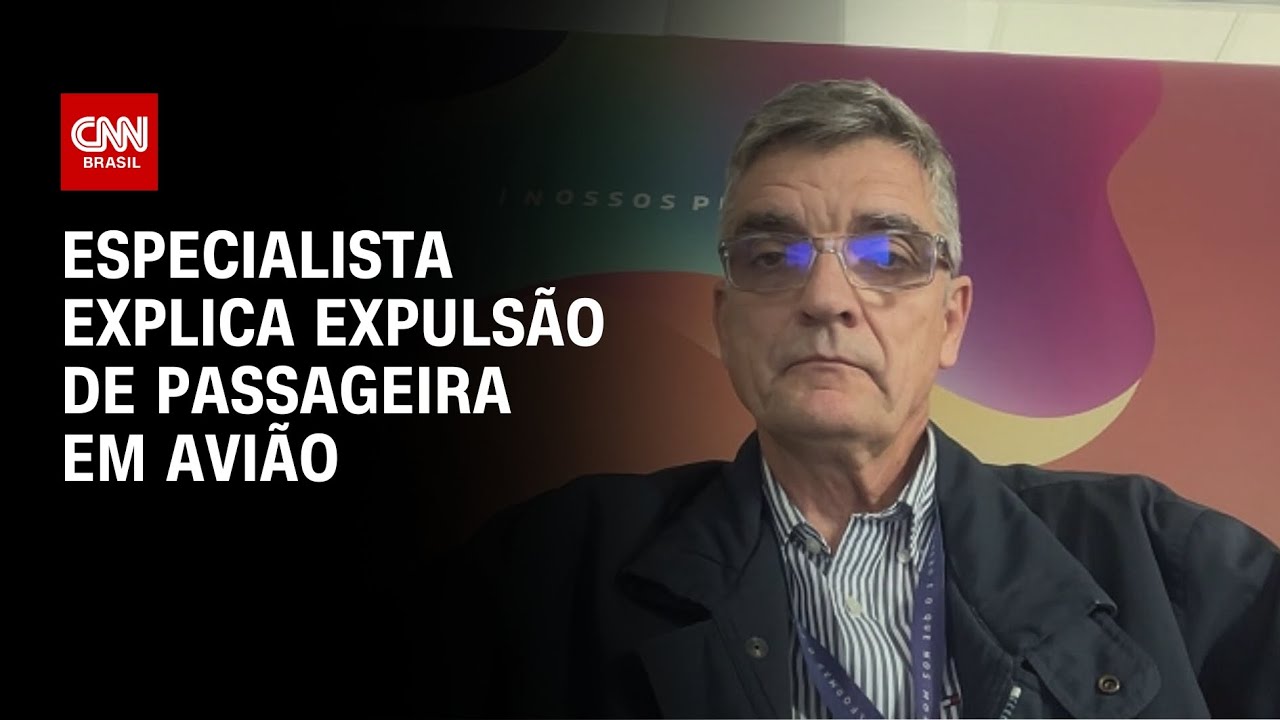 Especialista avalia expulsão de passageira que tentou entrar na cabine do piloto | LIVE CNN