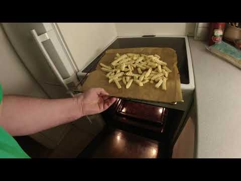 MongoTV_7659 - FORKØLET OG SMÅFRYSER OG SÆTTER POMFRITTER OVER MANDAG AFTEN