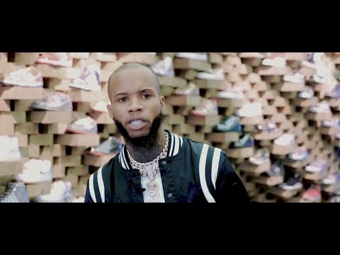 Tory Lanez Spends $13k at Presentedby Crep Protect Shop