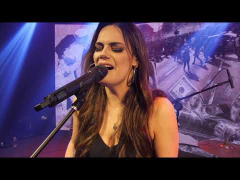 Daniela Firme - Aparentemente (ao vivo)