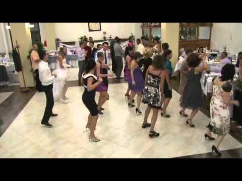 Menahito zumba dance