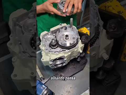 O motor nasce na mão: engenharia raiz do Paquistão. #video #engineering #shorts