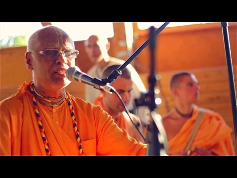 WAVES OF KIRTAN #11 // Lokanath Swami - Vaishnava summer festival BALTIC 2014