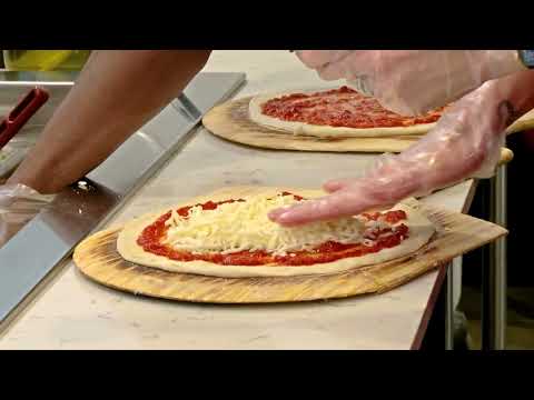 A Hands-On Lesson at 'Your Pie Pizza'