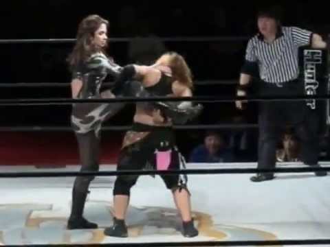 Dark Angel (Sarah Stock) vs Natsuki Taiyo - 9/30/12 - Japan