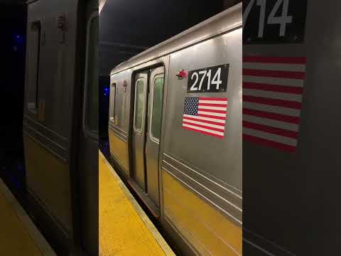 R68 (D) Train #2714