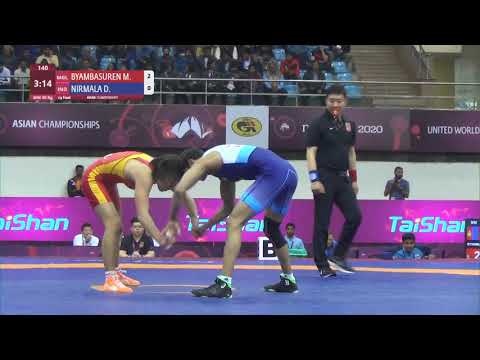 1/4 WW - 50 kg: M. BYAMBASUREN (MGL) v. D. NIRMALA (IND)