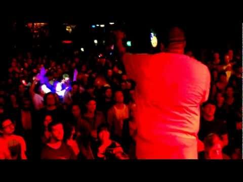 JUNGLE BROTHERS "Comin' Through" at Flex/Vienna 16.04.2012