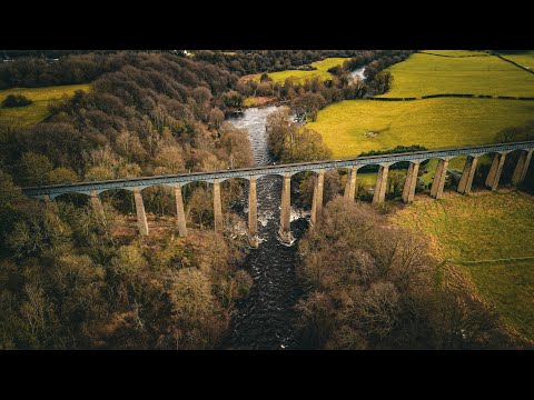 Kayaking on the Pontcysyllte Aqueduct & Canal