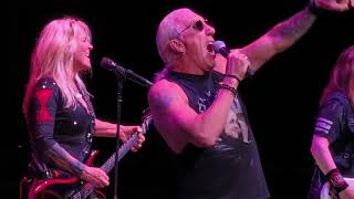 Download lagu Dee Snider of Twisted Sister 'We're Not Gonna Take It' (Live in St Louis, MO 10/3/2025) mp3