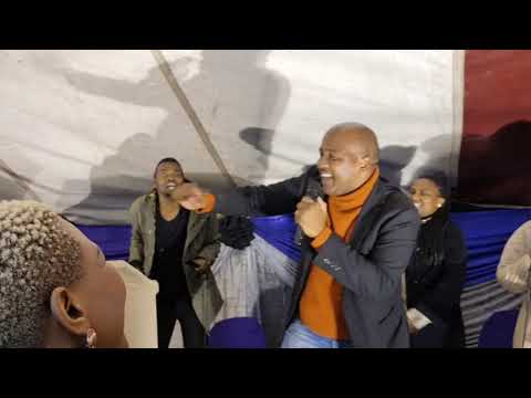 Pst. Vincent Mboniswa - Amazulu Ayababaza (Mortal Step)