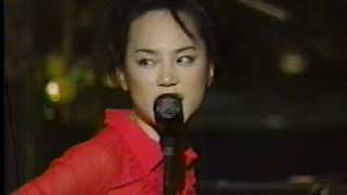 YUKI （JUDY AND MARY）   超ミニスカパンモロ