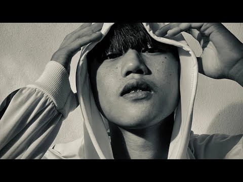 JOEBIZ - 32 [ALBUM WHY WOULD A MAN TINK LIKE]