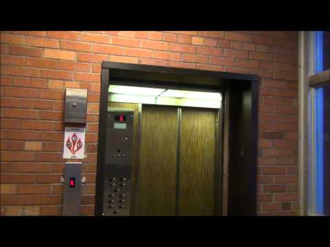 Unknown Hydraulic Elevator - UWS Barstow Hall - Superior, WI