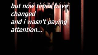 Mellowdrowne-Fashionably Uninvited lyrics