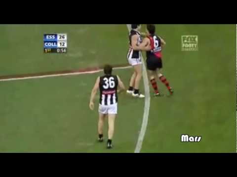 Dane Swan lays two hard tackles in the one play