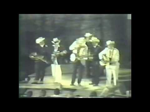 Lester Flatt and The Nashville Grass   Will The Circle Be Unbroken