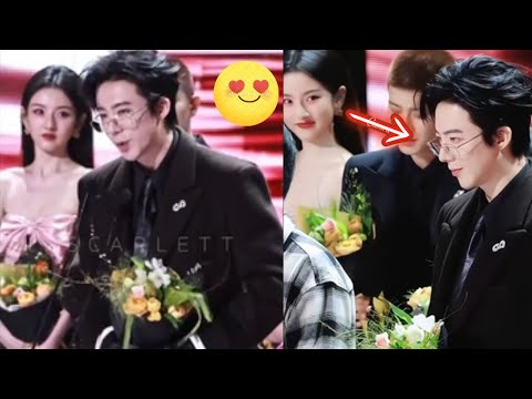 OMG! Liu Yuning & Song Zuer Reveal a Series of Suspicious Interactions at iQIYI Scream Night 2025