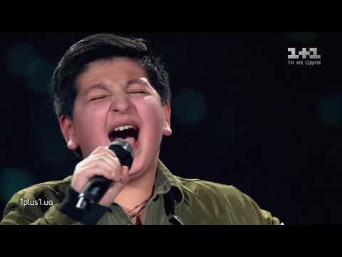 Menino leva os jurados ao êxtase cantando All by myself no The Voice Kids