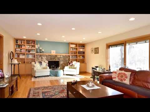 16W661 90th St., Willowbrook IL 60527 - $409,000 with 4 beds, 3 Bath (3 Full Bath) and 2,628 Square