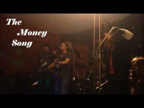Captain Katze plays with Fire - Money Song