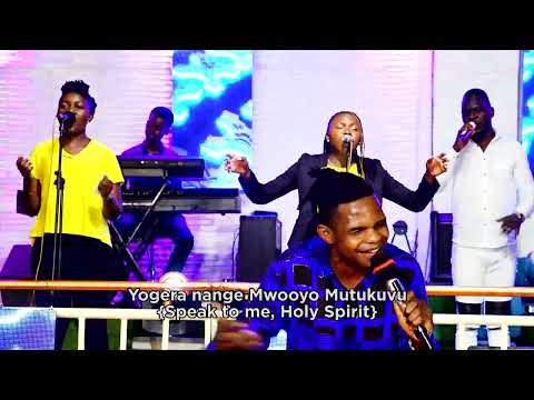 Yogera Mpulira - Bravo Lion (Live Worship)