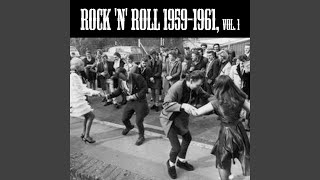 Download lagu Lipstick On Your Collar mp3 Download lagu Lipstick On Your Collar mp3