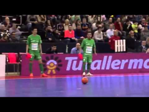 Paradas de Raúl Jiménez en FC Barcelona Lassa - Magna Gurpea. Cuartos Copa España