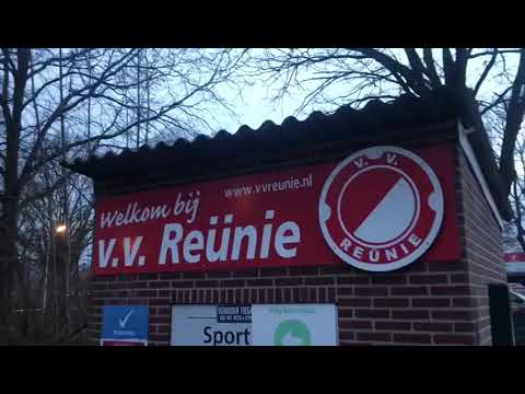Toet-toet feestje voor vrijwilligers v.v. Reünie