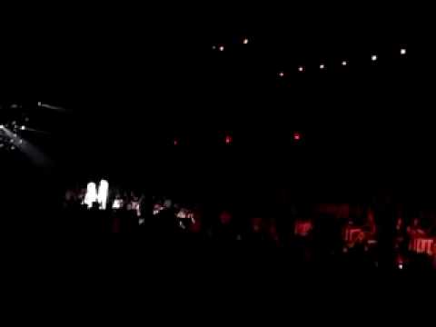 Betsey Johnson fashion show