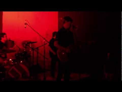 Emociones Clandestinas - No me puedo acostumbrar