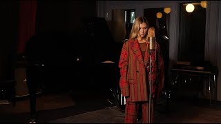 Videoklip: R3hab - More Than OK (Acoustic) (ft. Clara Mae & Frank Walker) s textom piesne Videoklip R3hab - More Than OK (Acoustic) (ft. Clara Mae & Frank Walker) s textom piesne