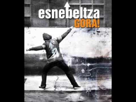 Esne Beltza ft. Mala Rodríguez & Fermin Muguruza - Quien manda (Hemen eta hor)