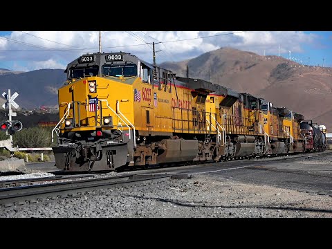 Long Haul: Massive Freight Trains Across the USA 4K
