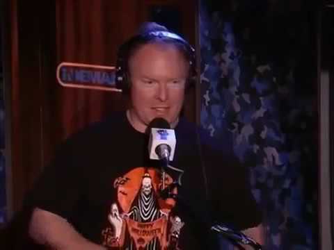 Howard Stern - SAL F CKS UP ARTIE'S PARTY