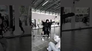 Download lagu Kambek ga ya? Gausah deh capek hehe mp3