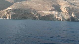 preview picture of video 'With boat from Hora Sfakion to Loutro  1 juli 2010'