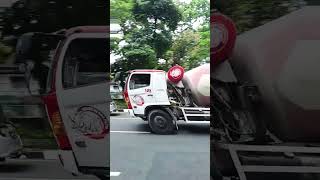 Download lagu Truk molen menari nari karena bahagia #shortvideo #barabab5 mp3